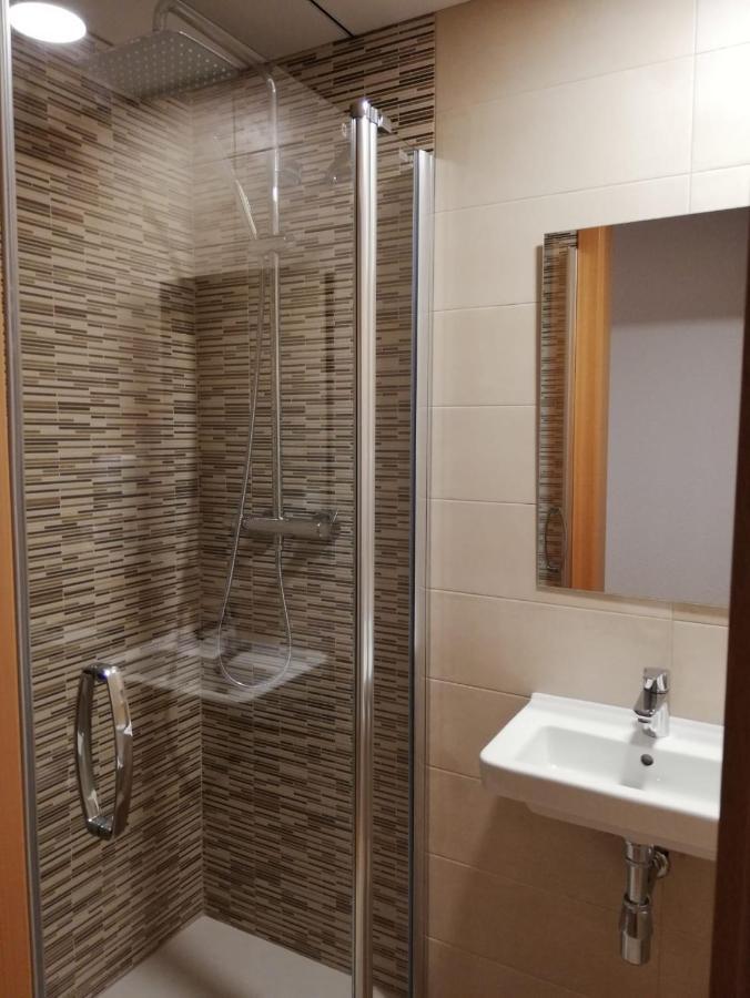 ויאחויוסה Hostal Rosa מראה חיצוני תמונה